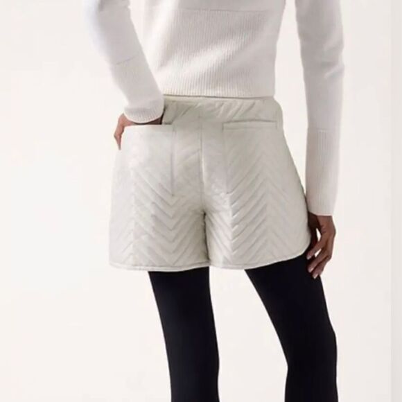 Athleta Apres Quilted Ski Shorts Abalone Grey Size 10 NWT $89 Drawstring Waist - Picture 3 of 11